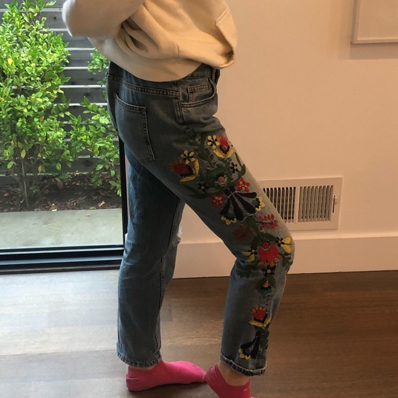 Embroidered jeans - Picture 2 of 4